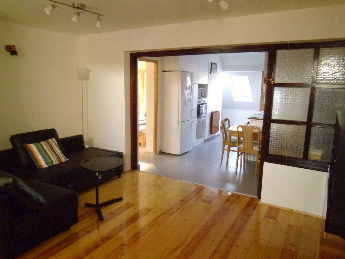 Aulich Apartman 미슈콜츠 외부 사진